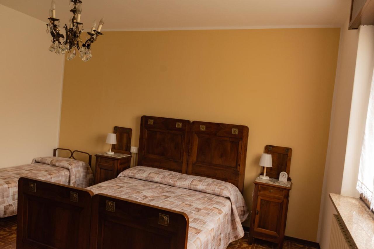 Da Zia Maria Casa Vacanze Monasterolo del Castello エクステリア 写真