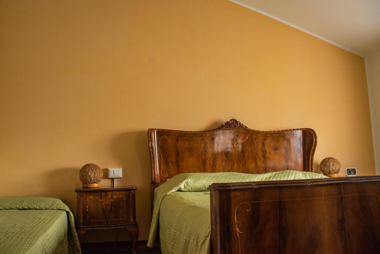 Da Zia Maria Casa Vacanze Monasterolo del Castello エクステリア 写真